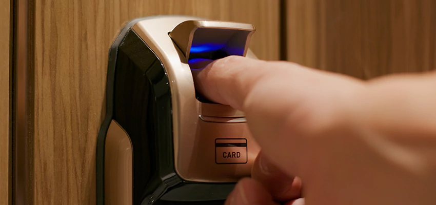 Locksmith Company For Window Lock Installation in Moorpark, California